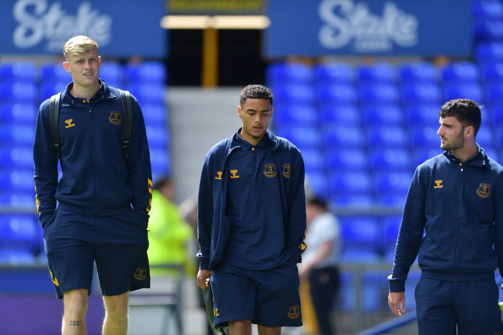 Everton FC v Fulham FC - Premier League