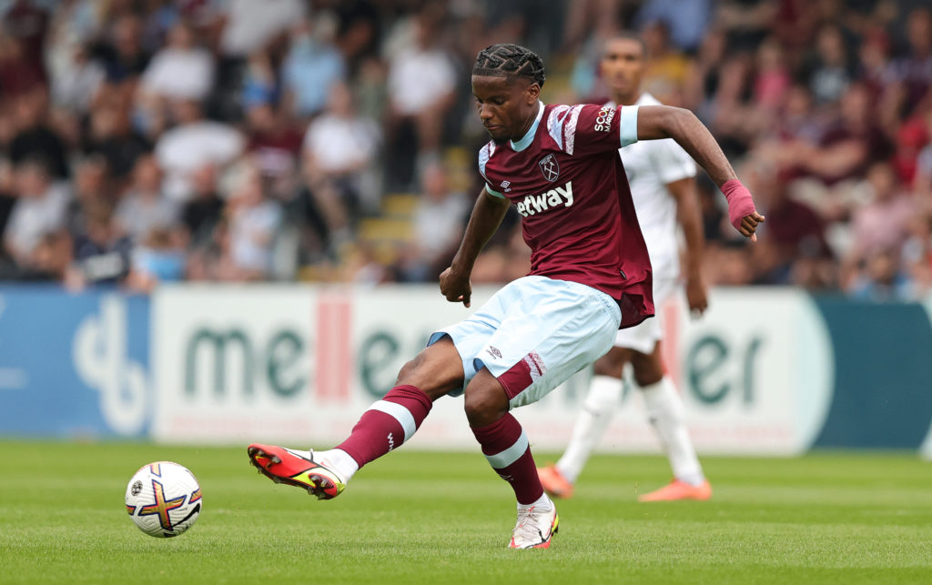 Boreham Wood v West Ham United - Pre-Season Friendly