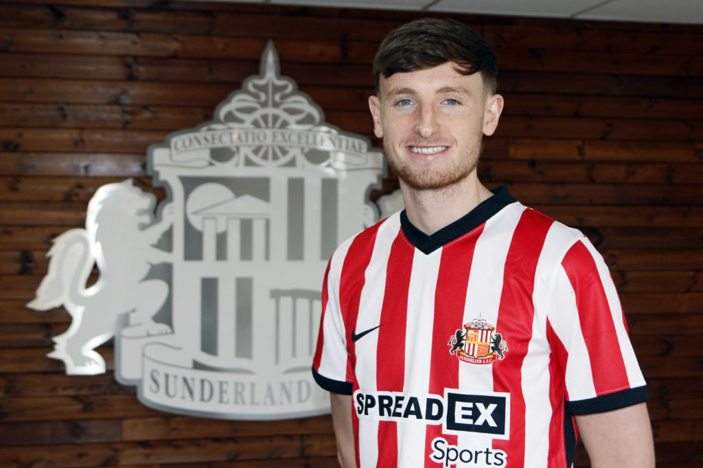 Sunderland Unveil New Signing Joe Anderson