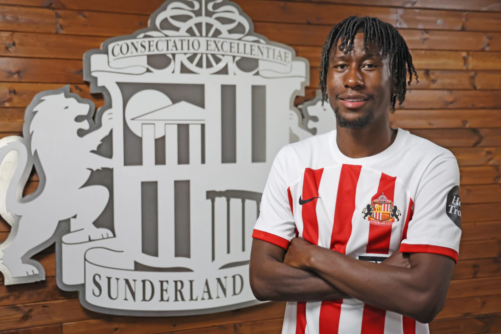 Timothée Pembélé Joins Sunderland