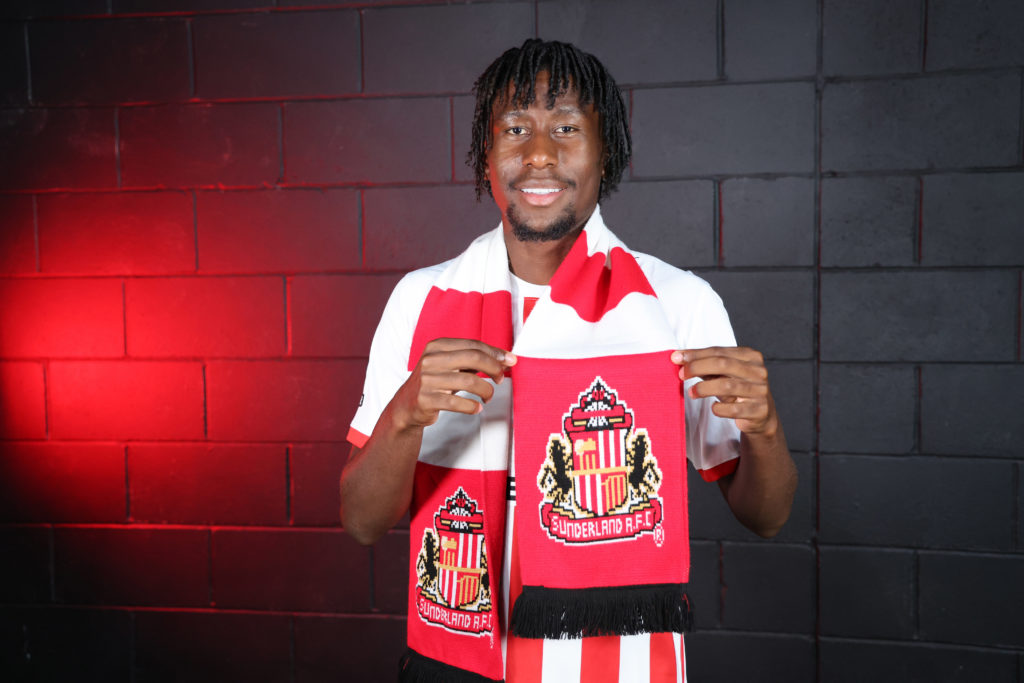 Timothée Pembélé Joins Sunderland