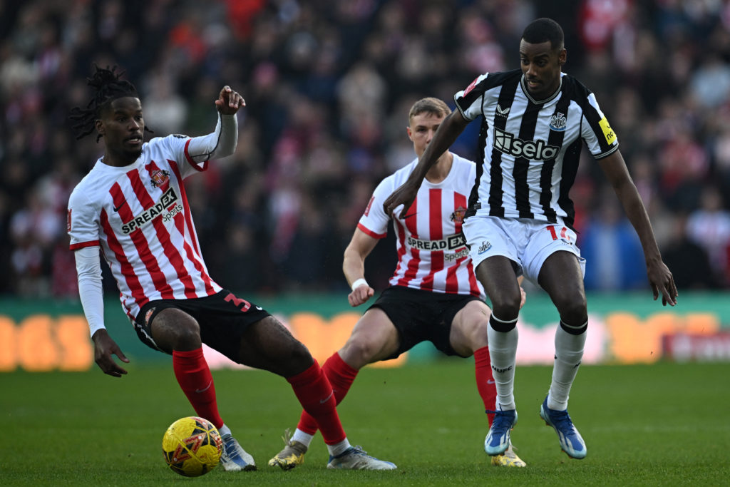 FBL-ENG-FACUP-SUNDERLAND-NEWCASTLE