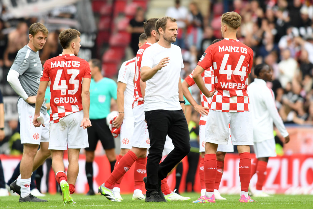 1. FSV Mainz 05 v Eintracht Frankfurt - Bundesliga