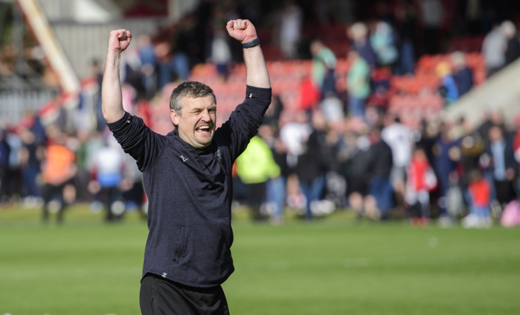 Cheltenham Town v Lincoln City - Sky Bet League One