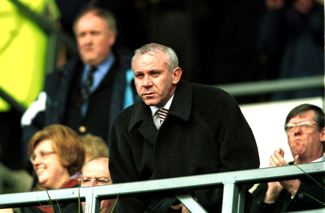 9 Feb 2002:  Sunderland manager Peter Reid during the FA Barclaycard Premiership match between Derby County and Sunderland at Pride Park, Derby.  M...