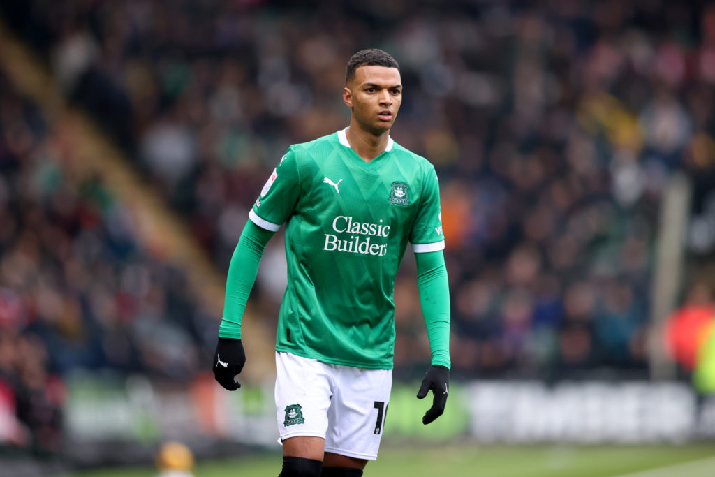 Plymouth Argyle FC v Queens Park Rangers FC - Sky Bet Championship