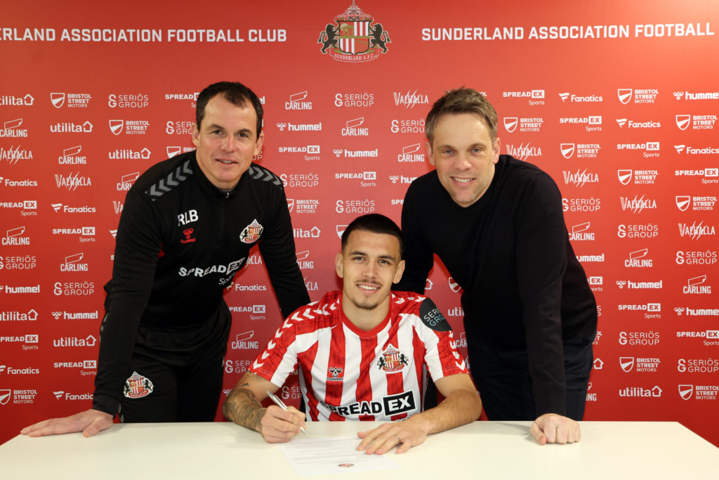 Sunderland Unveil New Signing Enzo Le FÈe