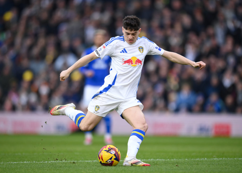 Leeds United FC v Cardiff City FC - Sky Bet Championship